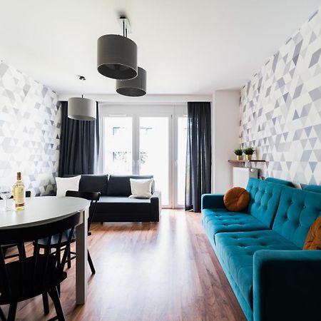 Big Apart - Atal Towers - 3 Rooms - Private Parking Place Wroclaw Ngoại thất bức ảnh
