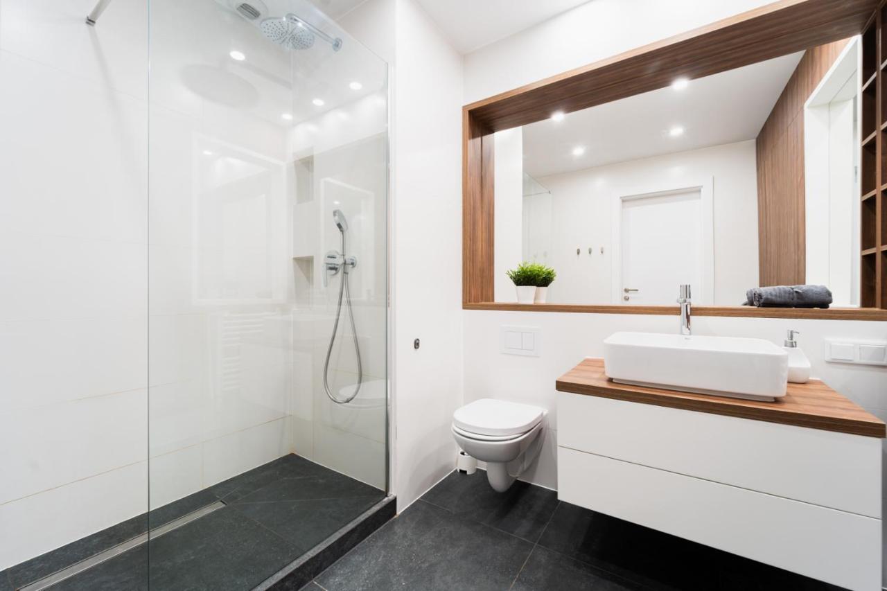 Big Apart - Atal Towers - 3 Rooms - Private Parking Place Wroclaw Ngoại thất bức ảnh