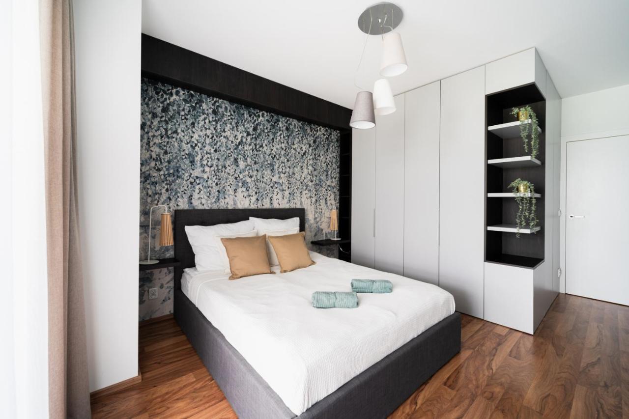 Big Apart - Atal Towers - 3 Rooms - Private Parking Place Wroclaw Ngoại thất bức ảnh